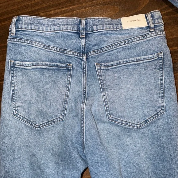 Express Mom Jean Super High Rise - Picture 2 of 7